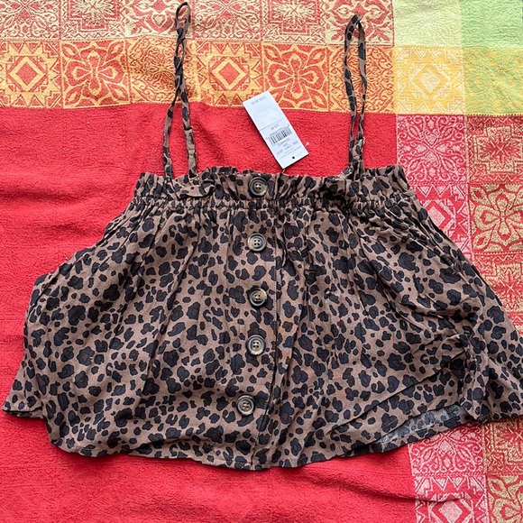 American Eagle flowy leopard print crop built in bra NWT bundle to save Sz med - Picture 2 of 7
